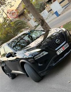 نيسان روج